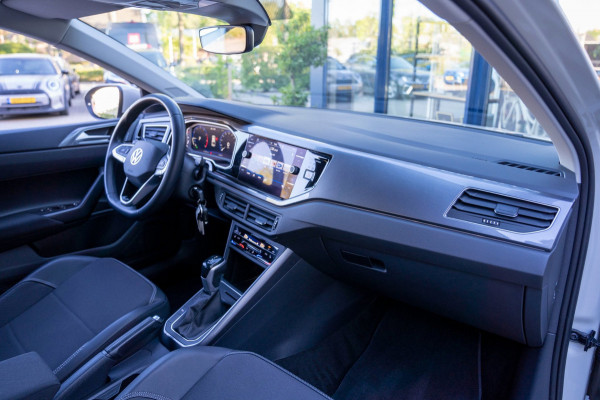 Volkswagen Taigo 1.0 TSI Life Business|Prijs rijklaar incl 12 mnd garantie| Stoelverwarming PDC Camera DAB LMV Trekhaak