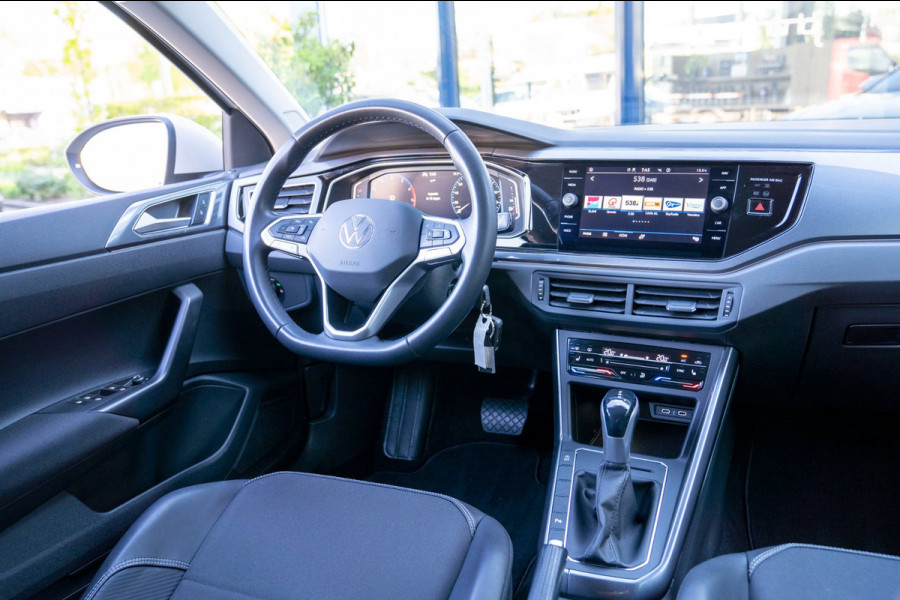 Volkswagen Taigo 1.0 TSI Life Business|Prijs rijklaar incl 12 mnd garantie| Stoelverwarming PDC Camera DAB LMV Trekhaak