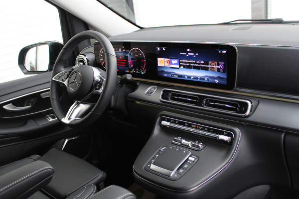 Mercedes-Benz V-Klasse 250d / DC / 4-Matic / 3.200KM!! / 2x Elec Schuifd / Burmester / Vol Opties / NIEUW!!