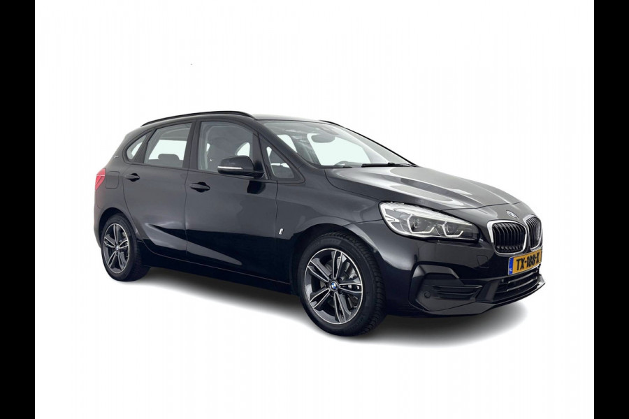 BMW 2 Serie Active Tourer 225xe iPerformance Saphir Edition {SOH-84%} Aut. *LEATHER | HEAD-UP | FULL-LED | HEATED-SPORTSEATS | CAMERA | NAVI-FULLMAP | PRIVACY-GLASS | ECC | PDC | 17''ALU*