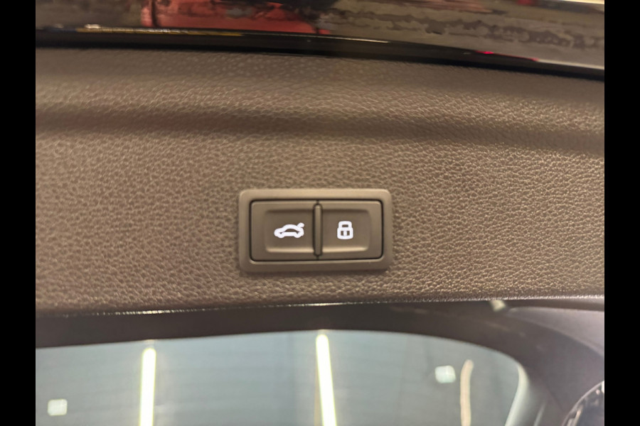 Audi Q3 Sportback 35 TFSI 3x S Line Pano|Sfeer|Keyles|Trekhaak