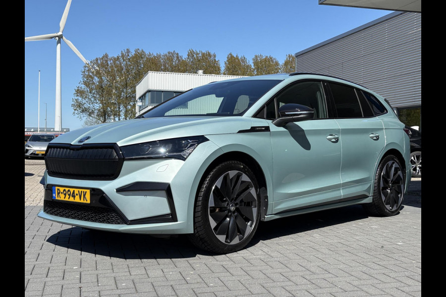 Škoda ENYAQ iV 80 Sportline | Panoramadak | Wegklapbare Trekhaak | Achteruitrijcamera | 21 Inch |