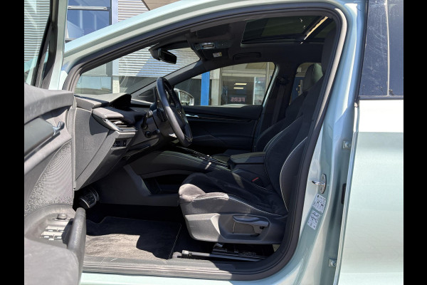 Škoda ENYAQ iV 80 Sportline | Panoramadak | Wegklapbare Trekhaak | Achteruitrijcamera | 21 Inch |