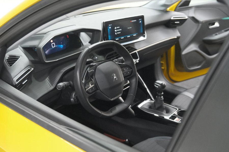 Peugeot 208 PureTech 100 Blue Lease Allure | Allseason Banden | Camera | Navigatie | Parkeersensoren