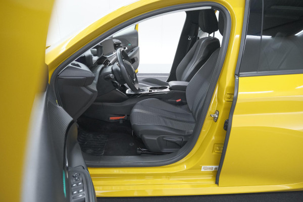 Peugeot 208 PureTech 100 Blue Lease Allure | Allseason Banden | Camera | Navigatie | Parkeersensoren