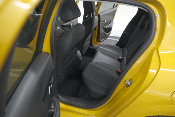 Peugeot 208 PureTech 100 Blue Lease Allure | Allseason Banden | Camera | Navigatie | Parkeersensoren