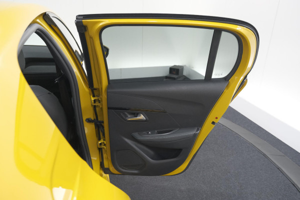 Peugeot 208 PureTech 100 Blue Lease Allure | Allseason Banden | Camera | Navigatie | Parkeersensoren