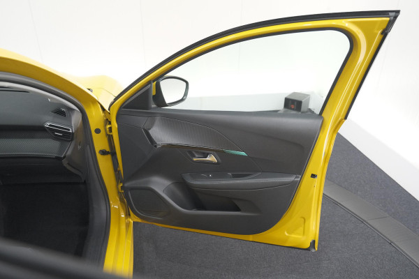 Peugeot 208 PureTech 100 Blue Lease Allure | Allseason Banden | Camera | Navigatie | Parkeersensoren