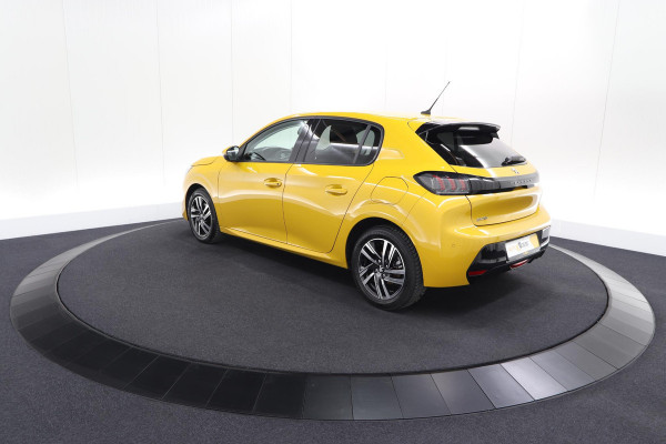 Peugeot 208 PureTech 100 Blue Lease Allure | Allseason Banden | Camera | Navigatie | Parkeersensoren