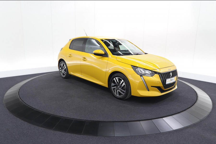 Peugeot 208 PureTech 100 Blue Lease Allure | Allseason Banden | Camera | Navigatie | Parkeersensoren
