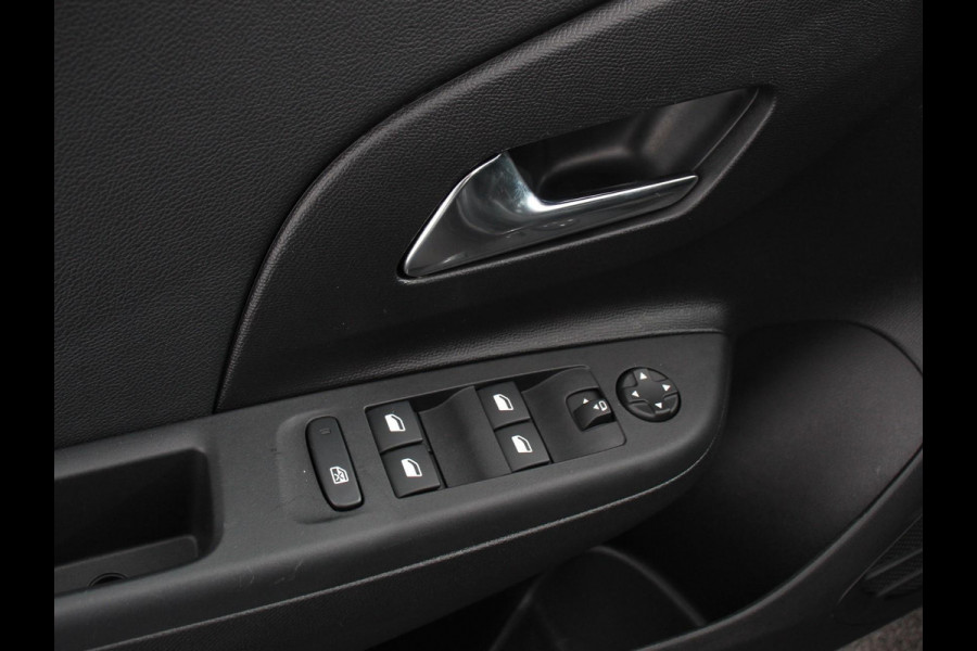 Opel Corsa 1.2 Turbo GS Navigatie Apple Carplay/Android Auto Digitale Cockpit Airco Cruise Control Lichtmetalen Velgen