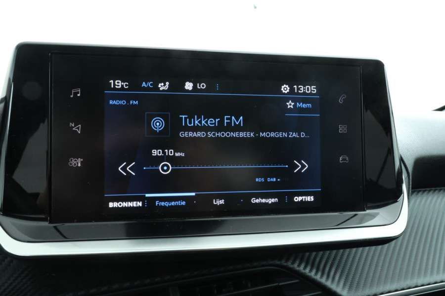 Peugeot 208 1.2 PureTech Allure Pack Apple carplay, climate