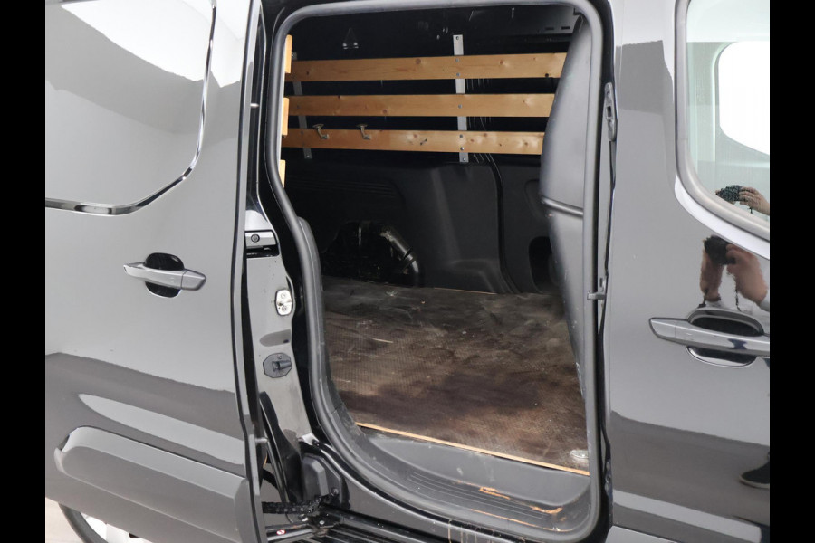 Opel Combo 1.5D 130 PK AUT. L2H1 INNOVATION+ PAKKET | NAVIGATIE | LMV | SIDEBARS | CAMERA | CARPLAY