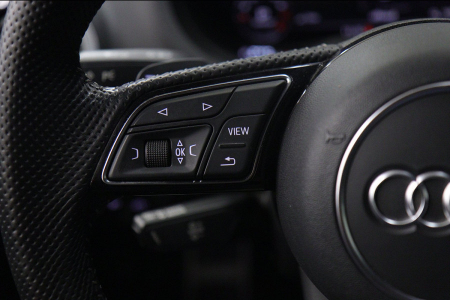 Audi A3 Limousine 35 TFSI 3X S-LINE PANO/CARPLAY/NAVI/STOELMASSAGE/TREKH/VOL