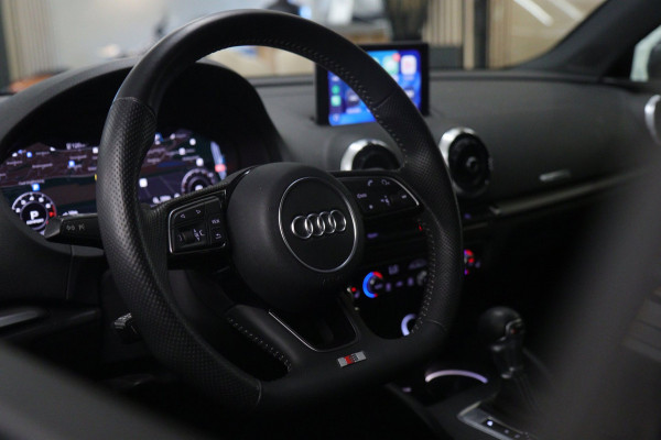 Audi A3 Limousine 35 TFSI 3X S-LINE PANO/CARPLAY/NAVI/STOELMASSAGE/TREKH/VOL