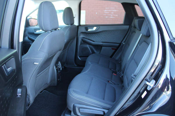 Ford Kuga 2.5 PHEV Titanium | 28.800 KM | Winterpack | navigatie | L. M. Velgen.