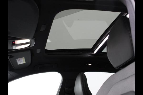 Volvo XC60 2.0 T6 Plug-in hybrid AWD Plus Dark | Harman/Kardon | Full LED | Adaptive Cruise Control + Pilot Assist |Parkeersensoren V&A+ 360 camera | Panaromadak