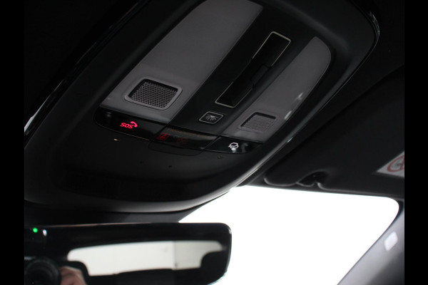 Volvo XC60 2.0 T6 Plug-in hybrid AWD Plus Dark | Harman/Kardon | Full LED | Adaptive Cruise Control + Pilot Assist |Parkeersensoren V&A+ 360 camera | Panaromadak