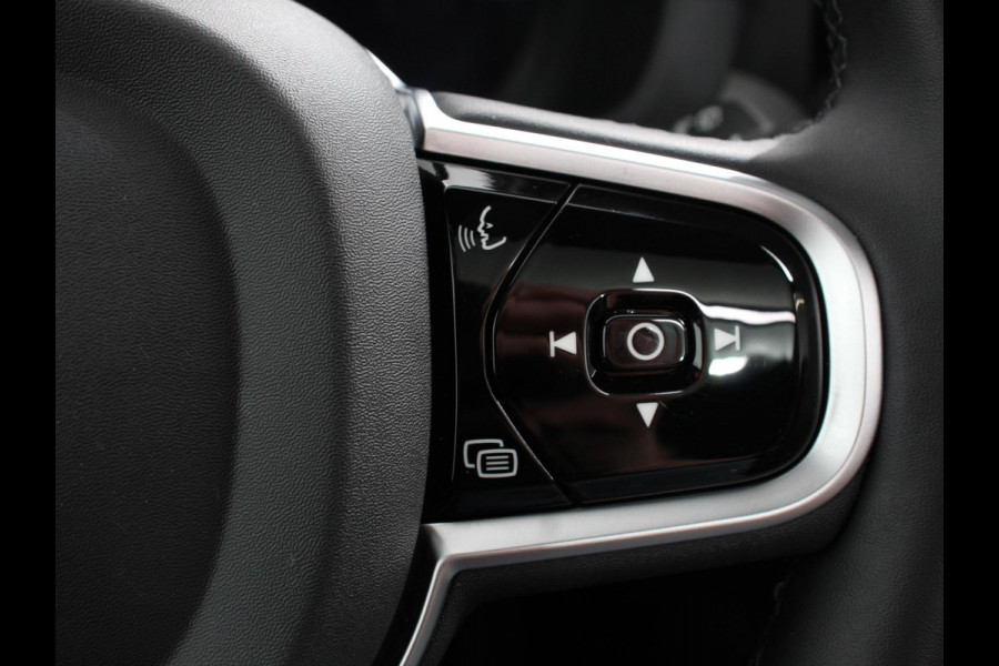Volvo XC60 2.0 T6 Plug-in hybrid AWD Plus Dark | Harman/Kardon | Full LED | Adaptive Cruise Control + Pilot Assist |Parkeersensoren V&A+ 360 camera | Panaromadak