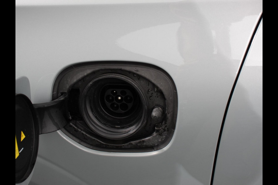 Volvo XC60 2.0 T6 Plug-in hybrid AWD Plus Dark | Harman/Kardon | Full LED | Adaptive Cruise Control + Pilot Assist |Parkeersensoren V&A+ 360 camera | Panaromadak