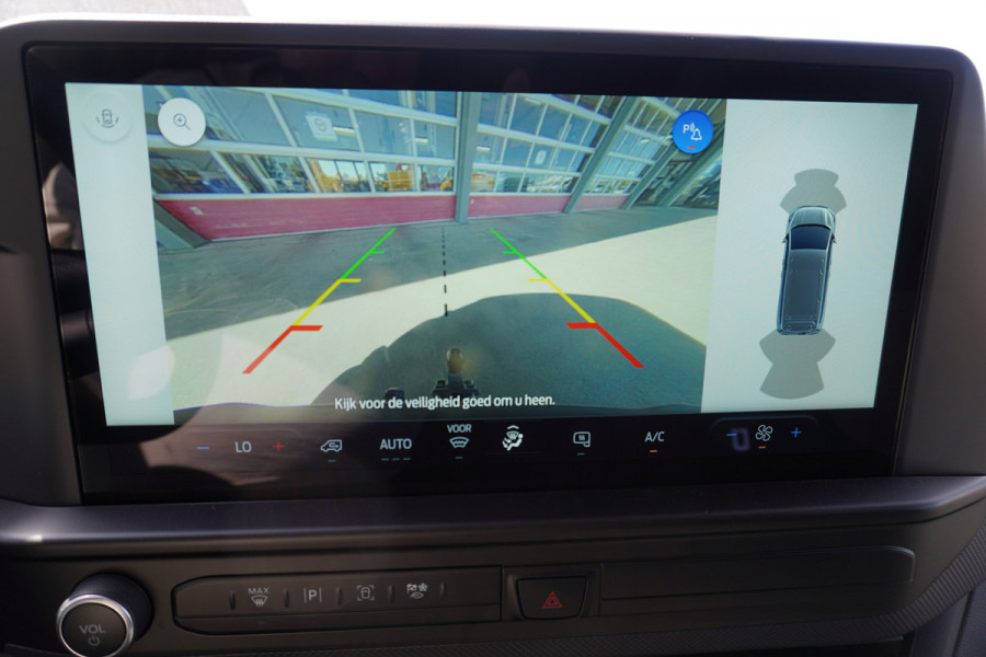 Ford E-Transit Cust. 320 L2H1 136PK Trend 65 kWh Automaat nr. V113 | Airco | Cruise | Camera | Apple CP| Trekhaak 8 STUKS