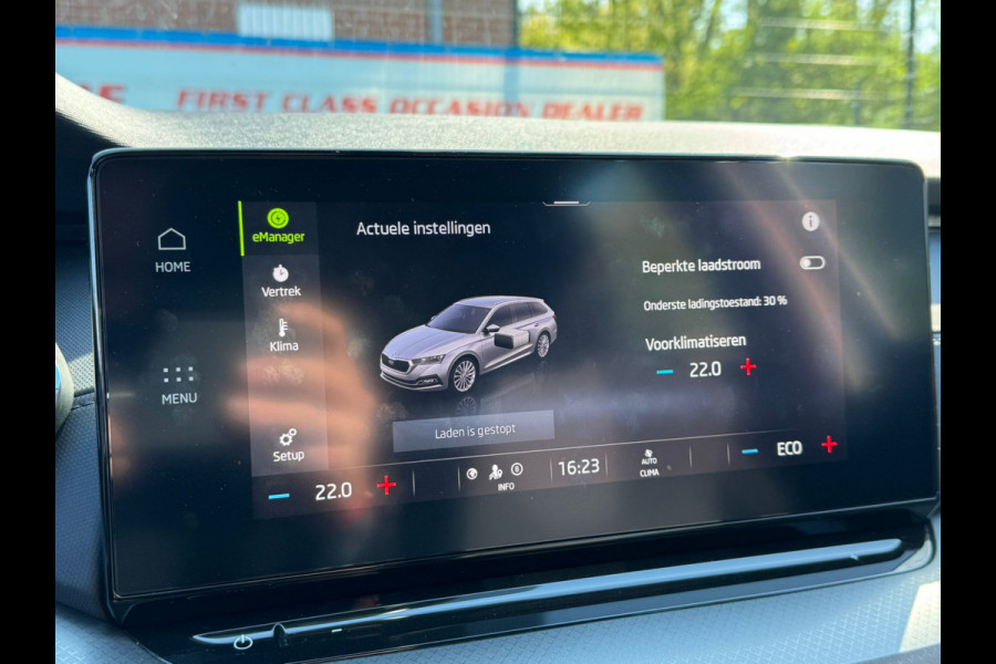 Škoda Octavia Combi TSI iV HYBRID 204PK DSG PHEV BUSINESS TREKHAAK/NAVI/CARPLAY PLUG IN HYBRIDE