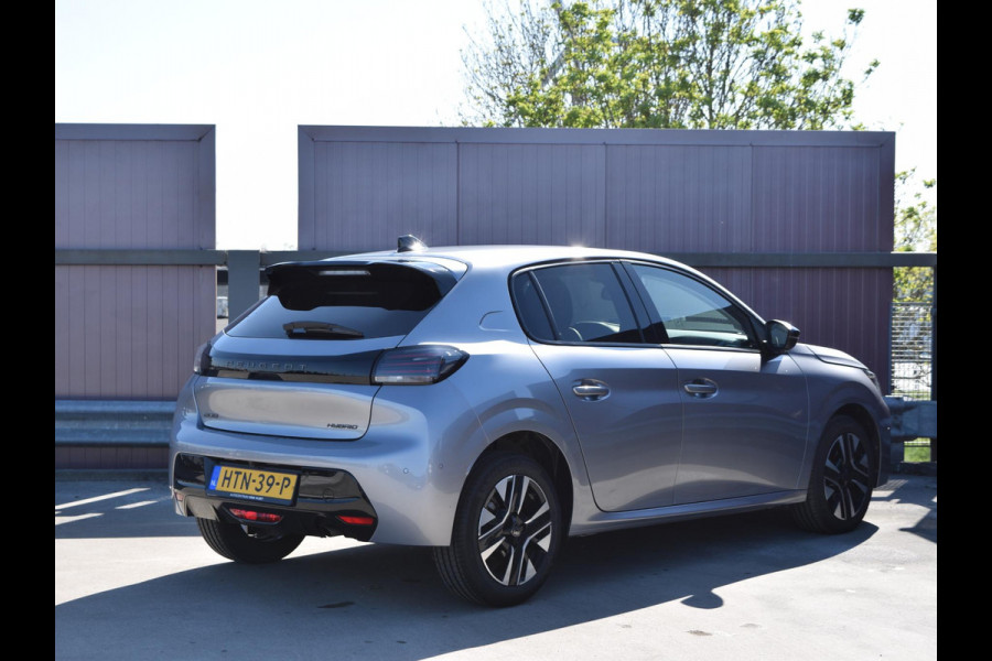 Peugeot 208 1.2 Hybrid 110 e-DCS6 Allure | TOT 8 JAAR GARANTIE | 110 PK | AUTOMAAT | NAVI | PARKEERSENSOREN MET CAMERA | CLIMATE CONTROL | 7.354 KM