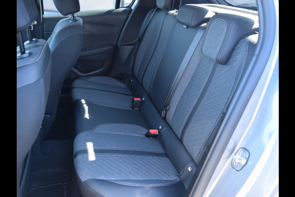 Peugeot 208 1.2 Hybrid 110 e-DCS6 Allure | TOT 8 JAAR GARANTIE | 110 PK | AUTOMAAT | NAVI | PARKEERSENSOREN MET CAMERA | CLIMATE CONTROL | 7.354 KM