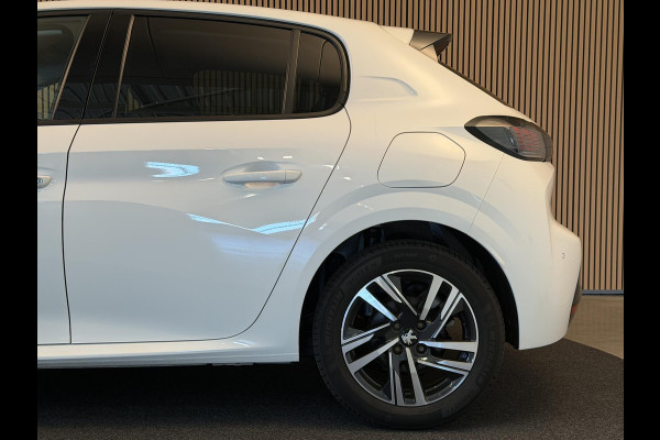 Peugeot 208 1.2 PureTech 100PK Allure Pack | Carplay | Keyless | Adapt. Cruise | 3D Dash | Stoelverw. | Incl. garantie