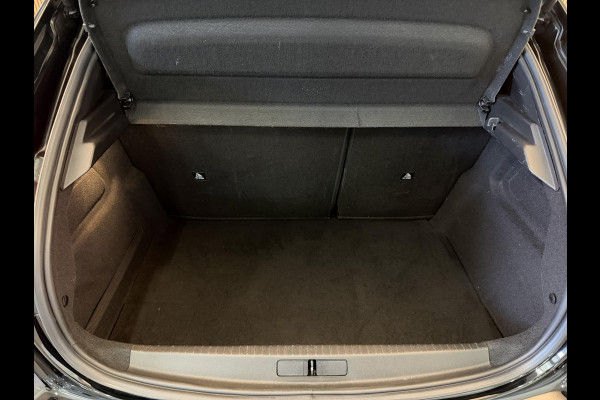 Peugeot 208 1.2 PureTech 100PK Allure Pack | Camera | Carplay | Keyless | Incl. garantie