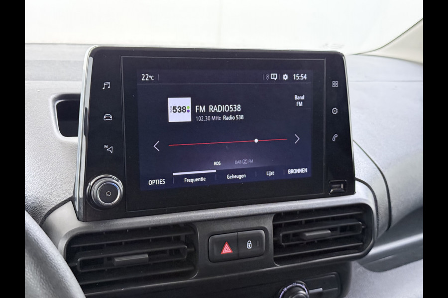 Opel Combo 1.5D L1H1 Navi Dab AppleCarplay AndroidAuto CruiseControl Airco SchuifdeurRechts Pdc Boordcomputer Elek.Ramen/Spiegels Usb Stuurbekrachtiging Mistlampen