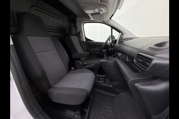 Opel Combo 1.5D L1H1 Navi Dab AppleCarplay AndroidAuto CruiseControl Airco SchuifdeurRechts Pdc Boordcomputer Elek.Ramen/Spiegels Usb Stuurbekrachtiging Mistlampen
