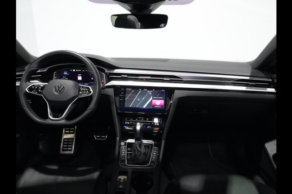 Volkswagen Arteon Shooting Brake 2.0 TSI 190pk DSG R-Line Business+ | Panorama | Wegkl. trekhaak | Harman/Kardon |  360Camera