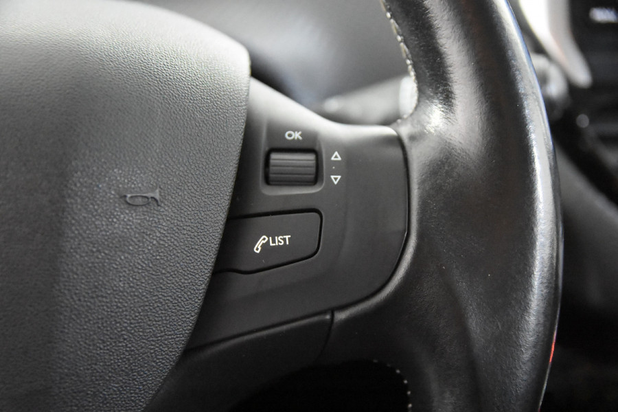 Peugeot 2008 Allure *Automaat*Leer*PDC*Navigatie*