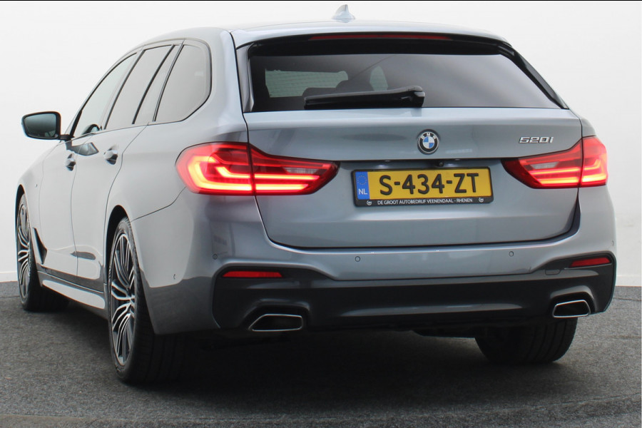 BMW 5 Serie Touring 520i High Executive Climate, Camera, Cruise, Navigatie, Bluetooth, Sportstoelen, DAB, PDC, 19''