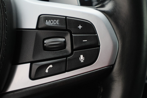 BMW 5 Serie Touring 520i High Executive Climate, Camera, Cruise, Navigatie, Bluetooth, Sportstoelen, DAB, PDC, 19''