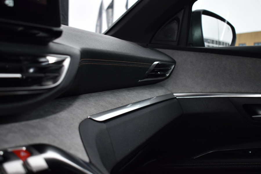Peugeot 5008 1.2 PureTech 130PK Aut. GT Black Pakket | 7 Zits | Navi | Camera | 19 Inch LM | Incl. garantie