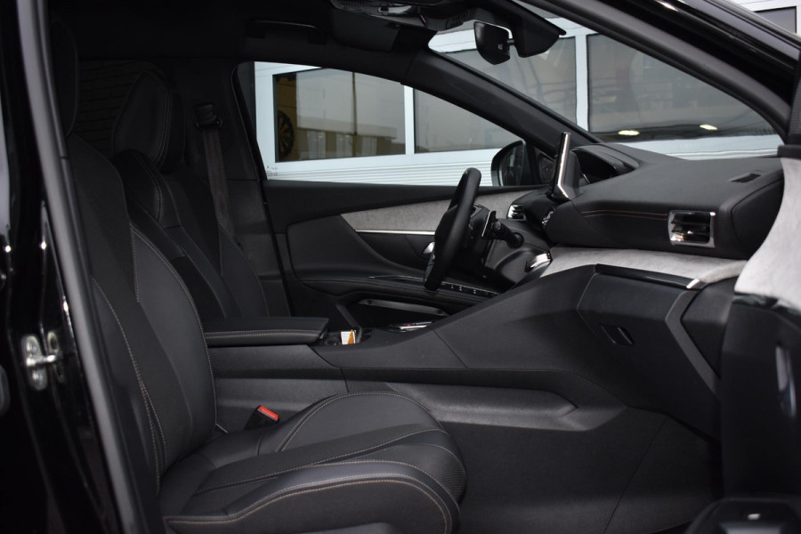 Peugeot 5008 1.2 PureTech 130PK Aut. GT Black Pakket | 7 Zits | Navi | Camera | 19 Inch LM | Incl. garantie