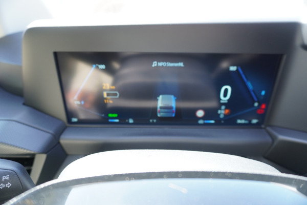 Ford E-Transit Cust. 320 L2H1 136PK Trend 65 kWh Automaat nr. V086 | Airco | Cruise | Camera | Apple CP| Trekhaak 8 STUKS