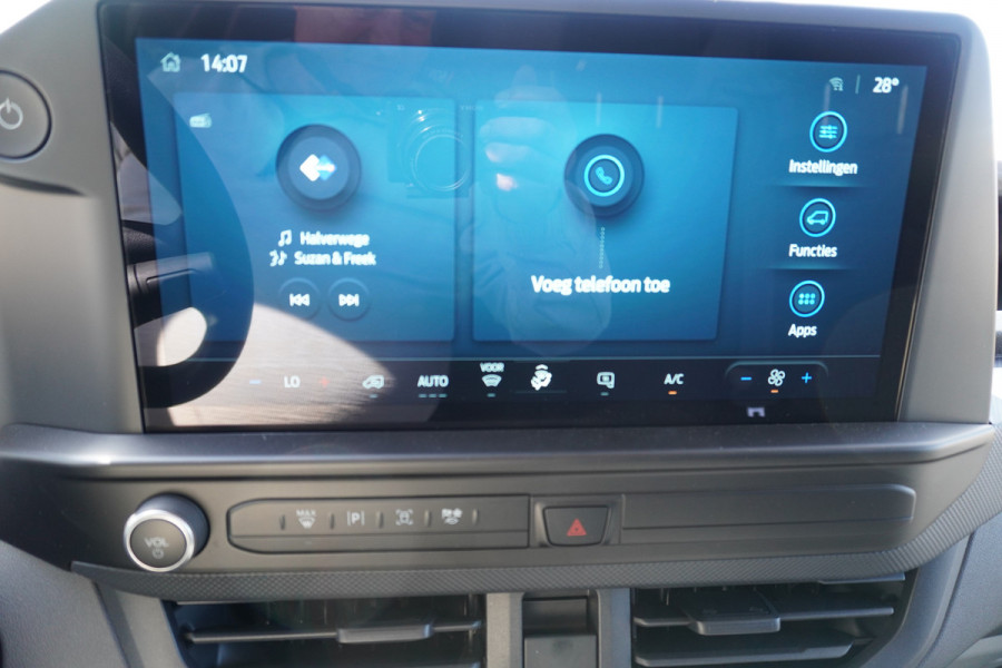 Ford E-Transit Cust. 320 L2H1 136PK Trend 65 kWh Automaat nr. V089 | Airco | Cruise | Camera | Apple CP| Trekhaak 8 STUKS