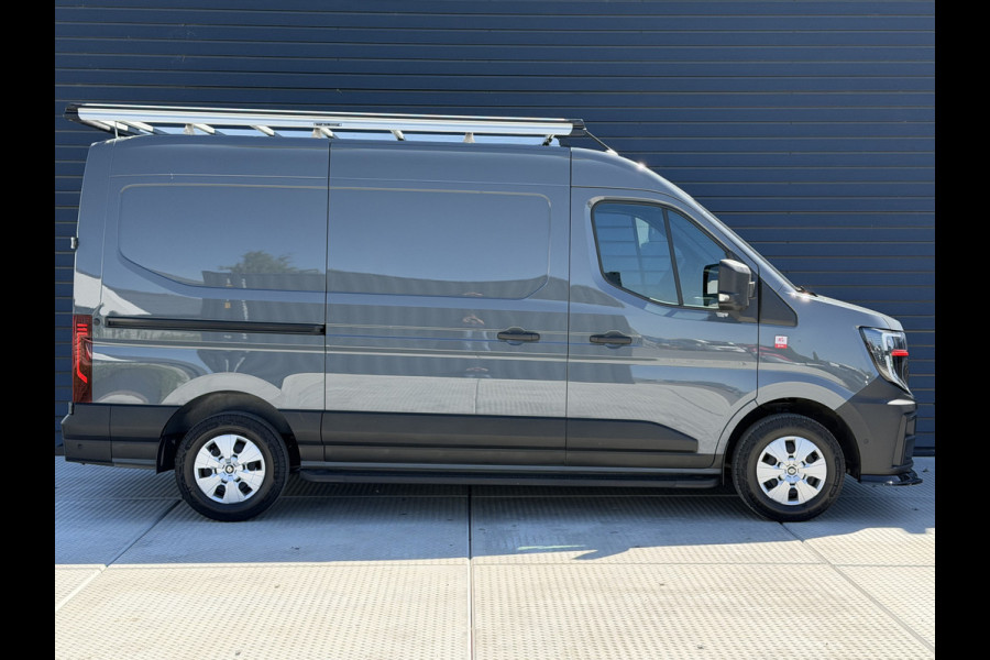 Renault Master T35 2.0 dCi 170 PK L2H2 Extra Imperiaal / Navi / Camera