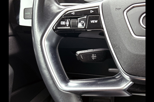 Audi e-tron E-tron 55 quattro advanced 95 kWh SoH 91%. (NL-auto, Goed OnderH, Navi, Climate Con, Parkeersensoren, Etc)
