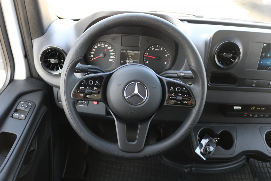 Mercedes-Benz Sprinter 317 CDI Automaat Bakwagen met Laadklep