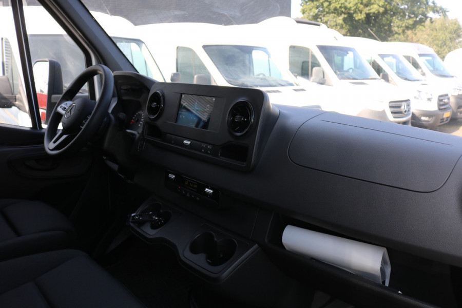 Mercedes-Benz Sprinter 317 CDI Automaat Bakwagen met Laadklep