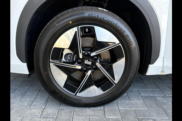 GEELY E5 Pro+ 68 kWh | Stoelverwarming & verkoeling | Warmtepomp | 360 Camera | Parkeersensoren |
