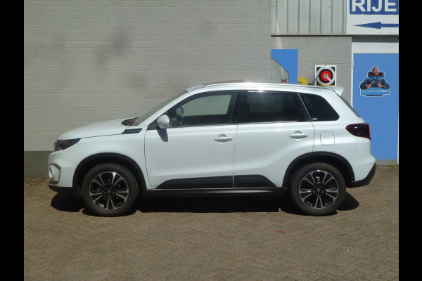 Suzuki Vitara 1.4 Boosterjet Style Smart Hybrid|Panodak|Led|Adaptive-Cruise|Keyless-Entry|Stoelverwarming|16.000km