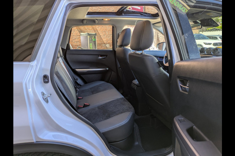 Suzuki Vitara 1.4 Boosterjet Style Smart Hybrid|Panodak|Led|Adaptive-Cruise|Keyless-Entry|Stoelverwarming|16.000km