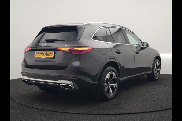 Mercedes-Benz GLC 300e 4MATIC Luxury Line 313pk Dealer O.H. | Trekhaak Af Fabriek | Adaptive Cruise | Camera | Lederen Sportstoelen Memory & Verwarmd | Sfeerverlichting | Blis | Stuur Verwarmd | Navigatie | DAB | Plug In Hybrid |