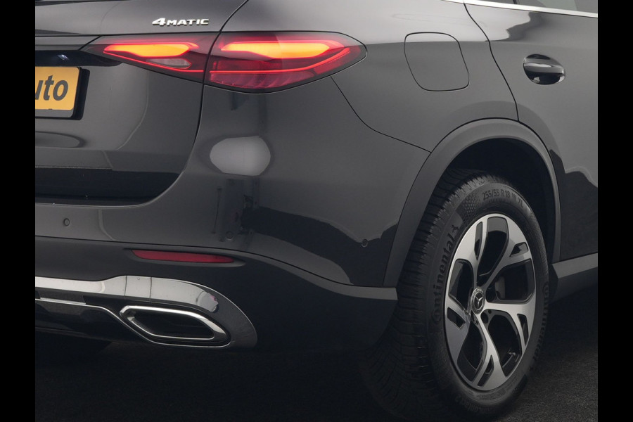 Mercedes-Benz GLC 300e 4MATIC Luxury Line 313pk Dealer O.H. | Trekhaak Af Fabriek | Adaptive Cruise | Camera | Lederen Sportstoelen Memory & Verwarmd | Sfeerverlichting | Blis | Stuur Verwarmd | Navigatie | DAB | Plug In Hybrid |