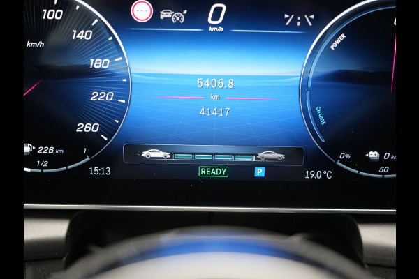 Mercedes-Benz GLC 300e 4MATIC Luxury Line 313pk Dealer O.H. | Trekhaak Af Fabriek | Adaptive Cruise | Camera | Lederen Sportstoelen Memory & Verwarmd | Sfeerverlichting | Blis | Stuur Verwarmd | Navigatie | DAB | Plug In Hybrid |